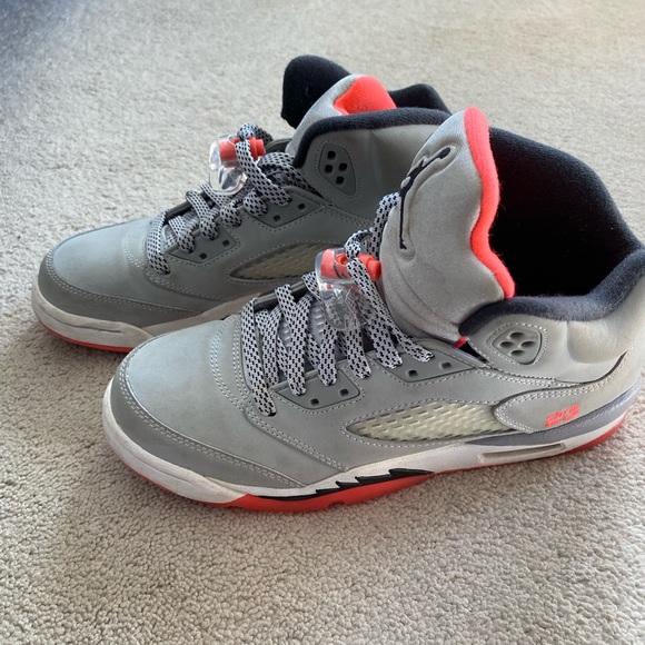 Jordan 5 Retro Hot Lava - Picture 2 of 8